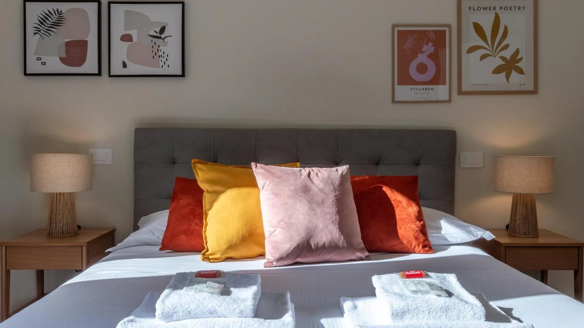 Sunlit Heaven Apartment Siena Italy